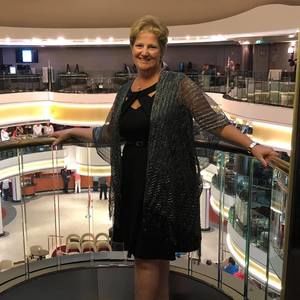 Meet your Posher, Diana